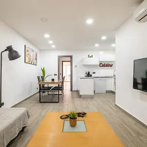 Luxury Apartment, Next To The Sea Apartment